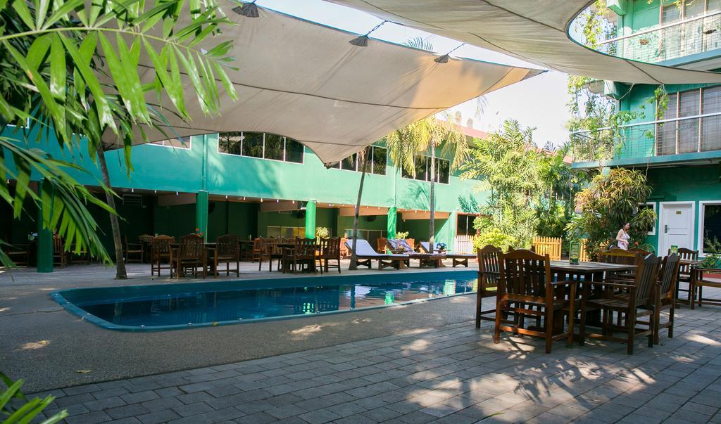 Hideaway Hotel Port Moresby Exterior foto