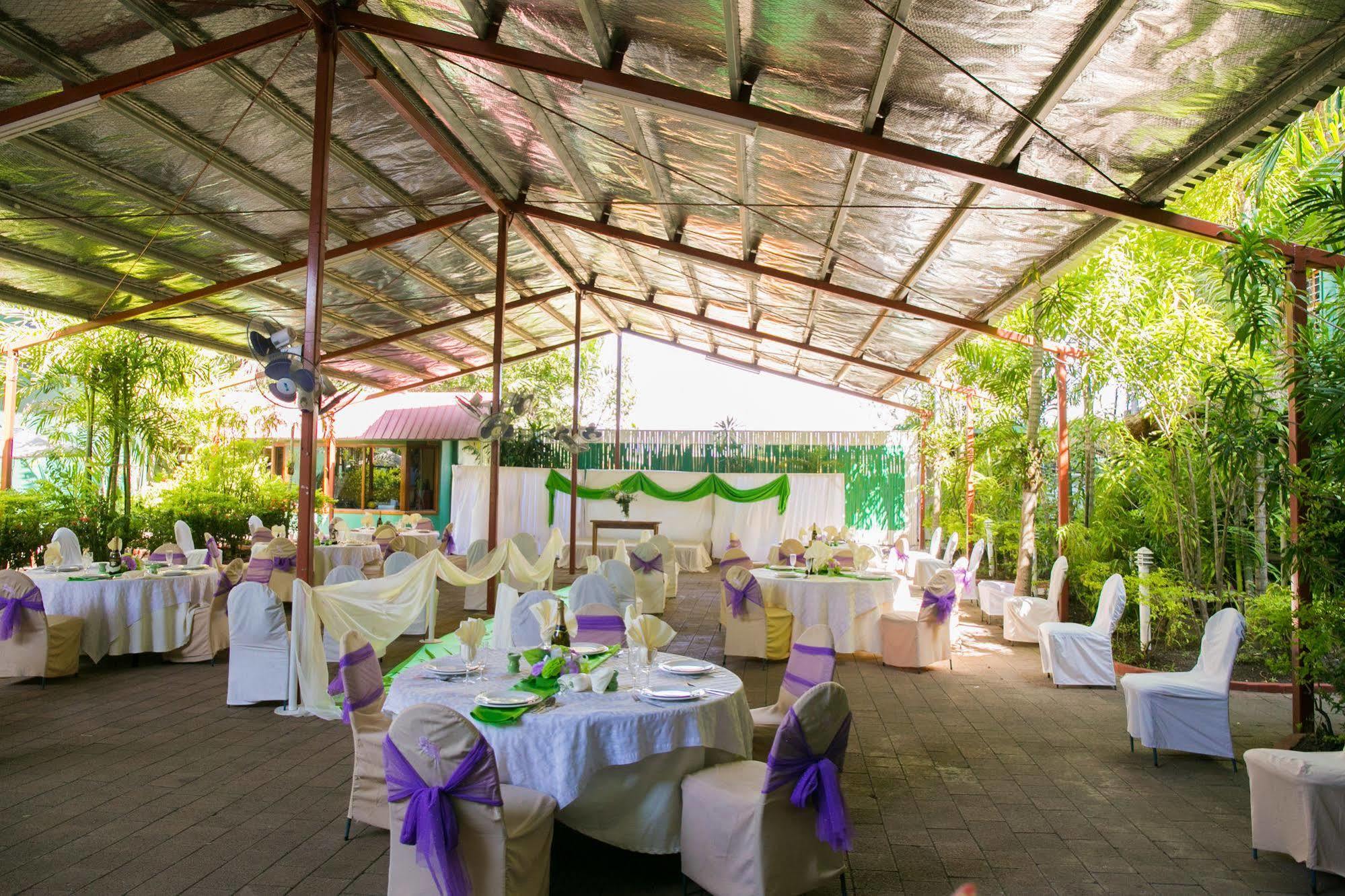 Hideaway Hotel Port Moresby Exterior foto